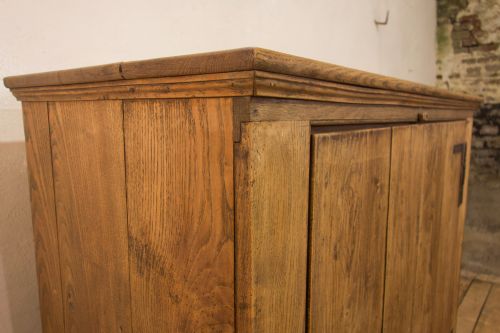 A 'SQUARE' 19TH CENTURY BLEACHED ELM AND OAK COUNTRY KEEPERS CUPBOARD - ADDITIONAL PHOTO 2