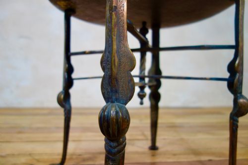 AN 18TH CENTURY SMALL MOORISH BRASS TRAY TOP FOLDING TABLE - ADDITIONAL PHOTO 7