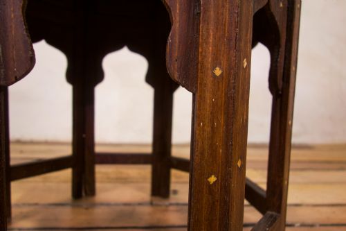 A LATE 19TH CENTURY INDIAN HOSHIARPUR OCCASIONAL OCTAGONAL TABLE - ADDITIONAL PHOTO 2