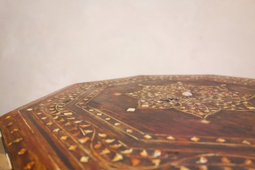 A LATE 19TH CENTURY INDIAN HOSHIARPUR OCCASIONAL OCTAGONAL TABLE - ADDITIONAL PHOTO 10