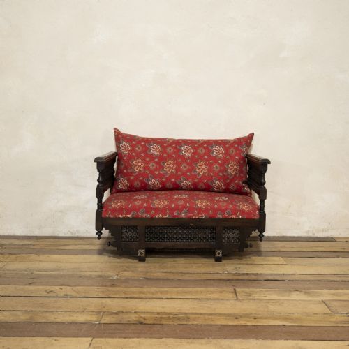 AN EARLY 20TH CENTURY MOORISH ROSEWOOD WINDOW SEAT BENCH - ADDITIONAL PHOTO 7