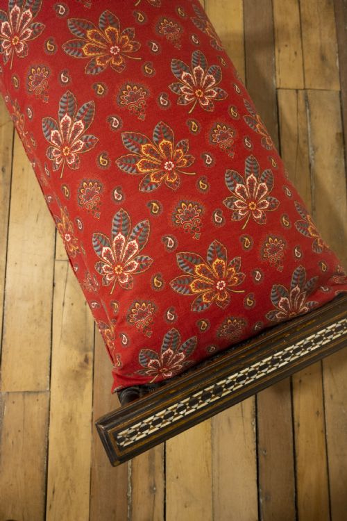 AN EARLY 20TH CENTURY MOORISH ROSEWOOD WINDOW SEAT BENCH - ADDITIONAL PHOTO 9