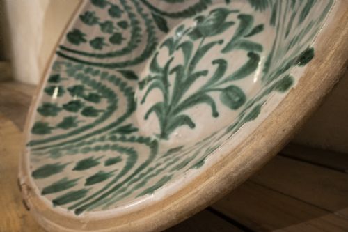 A LARGE 19TH CENTURY SPANISH GRANADA FAJALOUZA LEBRILLO BOWL - ADDITIONAL PHOTO 6
