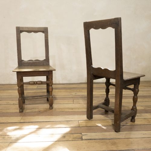 A SET OF FOUR FRENCH 18TH CENTURY BACKSTOOL CHAIRS - ADDITIONAL PHOTO 6