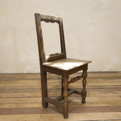 A SET OF FOUR FRENCH 18TH CENTURY BACKSTOOL CHAIRS - ADDITIONAL PHOTO 8
