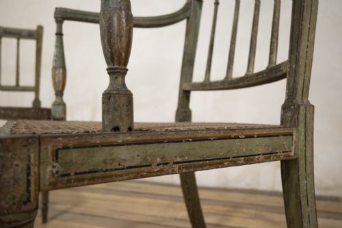 A CHARMING NEAR PAIR OF REGENCY GREEN PAINTED OCCASIONAL ELBOW CHAIRS - ADDITIONAL PHOTO 4