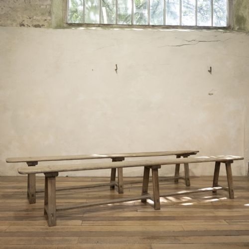 A LARGE SCALE 19TH CENTURY FRENCH SYCAMORE OAK FARMHOUSE TABLE BENCHES - ADDITIONAL PHOTO 16