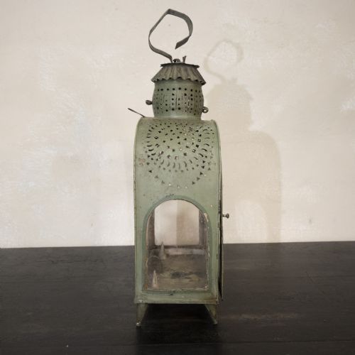 A 20TH CENTURY FRENCH GREEN TOLE LANTERN - ADDITIONAL PHOTO 6