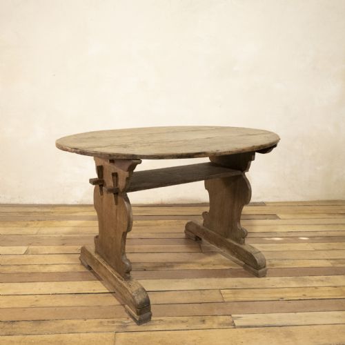 an 18th century oval swedish bockboard table walnut - CATEGORY: ANTIQUE TABLES - DATED 18TH CENTURY