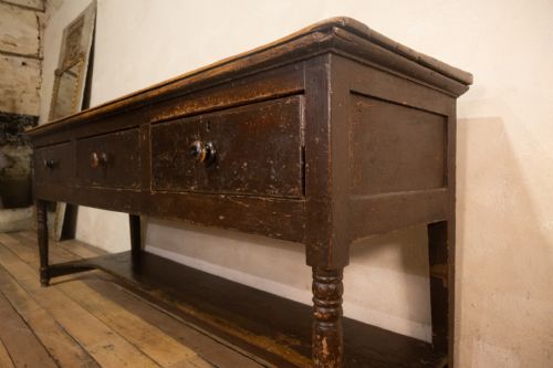 18TH CENTURY WEST COUNTRY PAINTED POTBOARD DRESSER BASE - ADDITIONAL PHOTO 6
