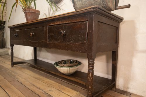 18TH CENTURY WEST COUNTRY PAINTED POTBOARD DRESSER BASE - ADDITIONAL PHOTO 12