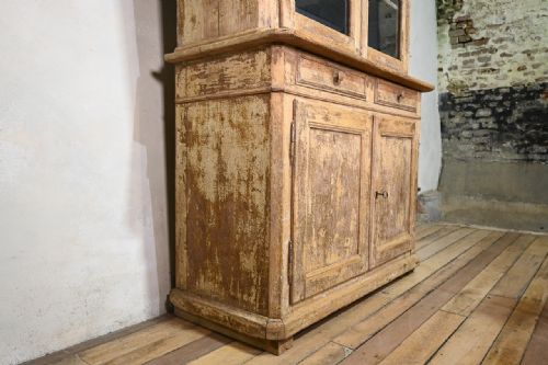 19TH CENTURY GLAZED FRENCH PAINTED BUFFET DEUX CORPS CABINET - ADDITIONAL PHOTO 8