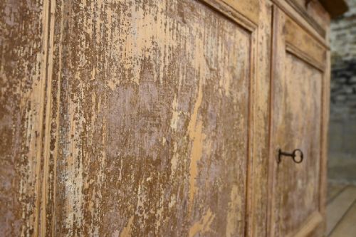 19TH CENTURY GLAZED FRENCH PAINTED BUFFET DEUX CORPS CABINET - ADDITIONAL PHOTO 15