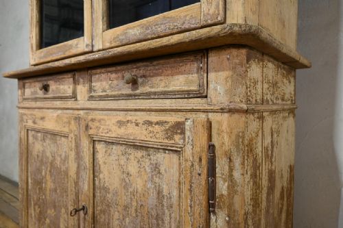 19TH CENTURY GLAZED FRENCH PAINTED BUFFET DEUX CORPS CABINET - ADDITIONAL PHOTO 17