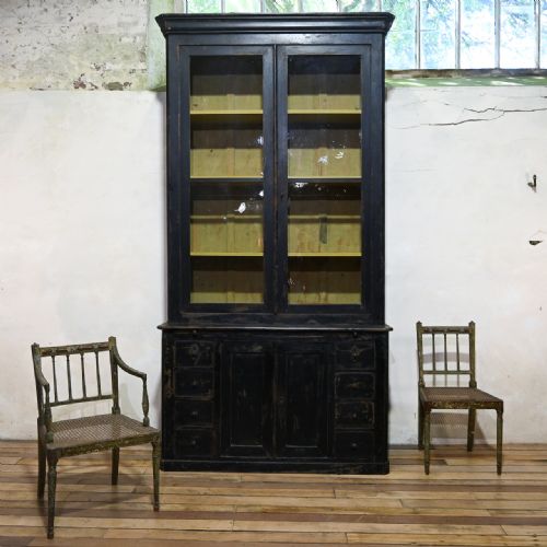 TALL 19TH CENTURY FRENCH BLACK PAINTED GLAZED CABINET - ADDITIONAL PHOTO 16