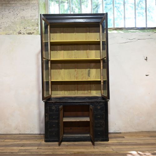 TALL 19TH CENTURY FRENCH BLACK PAINTED GLAZED CABINET - ADDITIONAL PHOTO 27