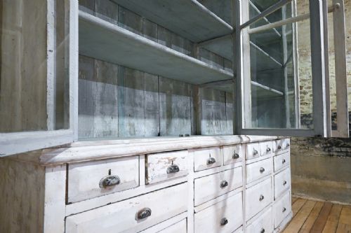 19TH CENTURY FRENCH PAINTED GLAZED BIBLIOTHQUE CABINET BOOKCASE - ADDITIONAL PHOTO 7