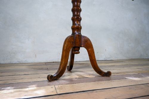 19TH CENTURY FRENCH BOBBIN TURNED TRIPOD SIDE TABLE - ADDITIONAL PHOTO 11