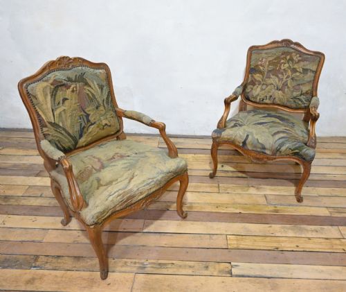 A NEAR PAIR 19TH CENTURY FRENCH LOUIS XV FAUTEUILS OPEN ARMCHAIRS AUBUSSON TAPESTRY - ADDITIONAL PHOTO 5