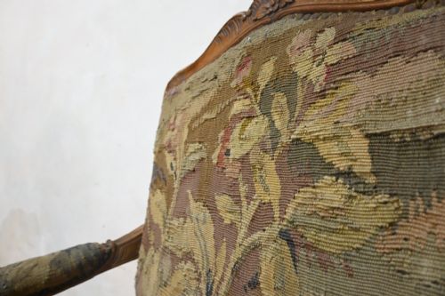 A NEAR PAIR 19TH CENTURY FRENCH LOUIS XV FAUTEUILS OPEN ARMCHAIRS AUBUSSON TAPESTRY - ADDITIONAL PHOTO 7