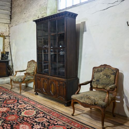 LATE 19TH CENTURY GLAZED BOOKCASE MANNER OF SAMUEL PEPYS - ADDITIONAL PHOTO 1