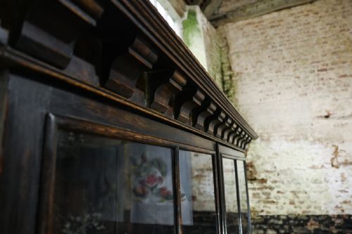 LATE 19TH CENTURY GLAZED BOOKCASE MANNER OF SAMUEL PEPYS - ADDITIONAL PHOTO 7