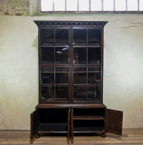 LATE 19TH CENTURY GLAZED BOOKCASE MANNER OF SAMUEL PEPYS - ADDITIONAL PHOTO 9
