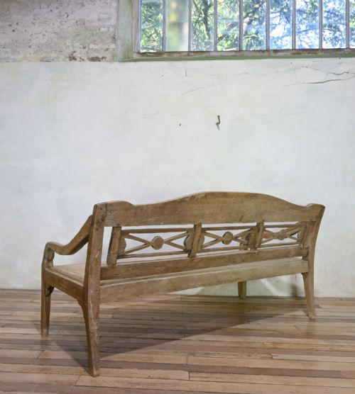 A LARGE 19TH CENTURY ANGLO INDIAN TEAK BENCH - ADDITIONAL PHOTO 13