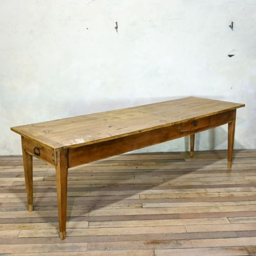 A LARGE 19TH CENTURY FRENCH FARMHOUSE TABLE - ADDITIONAL PHOTO 3