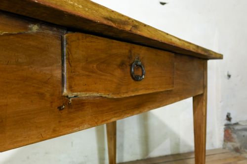 A LARGE 19TH CENTURY FRENCH FARMHOUSE TABLE - ADDITIONAL PHOTO 4