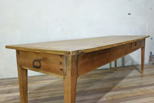 A LARGE 19TH CENTURY FRENCH FARMHOUSE TABLE - ADDITIONAL PHOTO 5