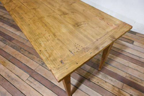 A LARGE 19TH CENTURY FRENCH FARMHOUSE TABLE - ADDITIONAL PHOTO 10
