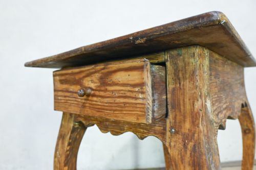 AN 18TH CENTURY SWEDISH ROCOCO SIDE TABLE - ADDITIONAL PHOTO 6