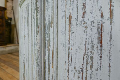 AN 18TH CENTURY SWEDISH GUSTAVIAN CORNER CUPBOARD - ADDITIONAL PHOTO 11