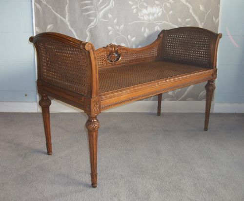 FRENCH WINDOW SEAT BENCH - ADDITIONAL PHOTO 1