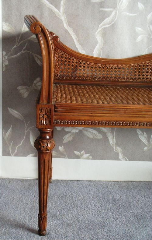 FRENCH WINDOW SEAT BENCH - ADDITIONAL PHOTO 3