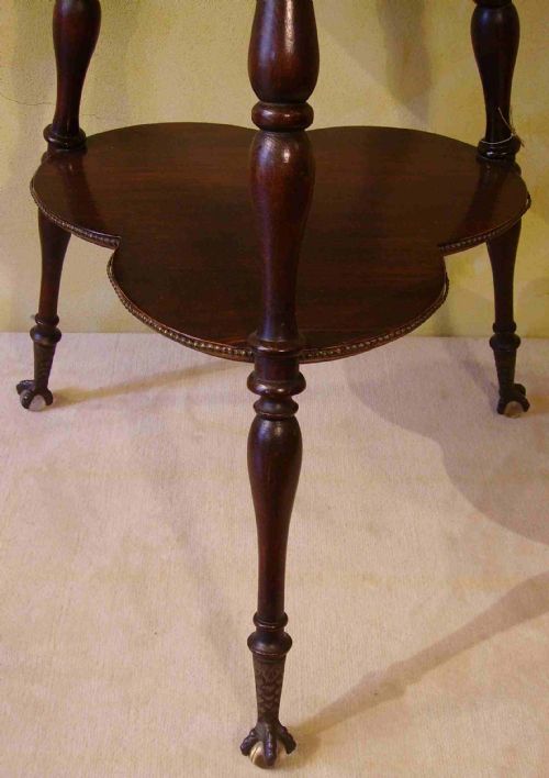 fig 1. Clover leaf side table