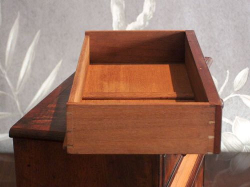 GEORGIAN MINIATURE CHEST OF DRAWERS - ADDITIONAL PHOTO 8