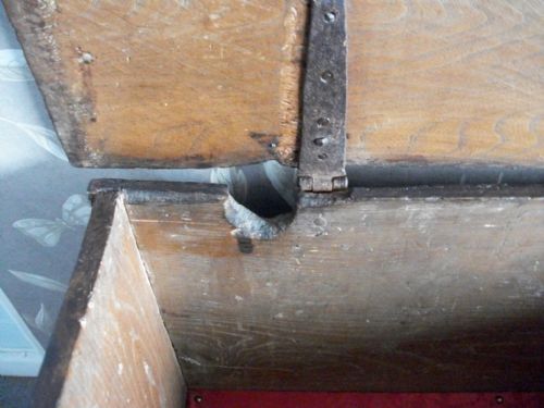 OAK SIX PLANK COFFER - ADDITIONAL PHOTO 6