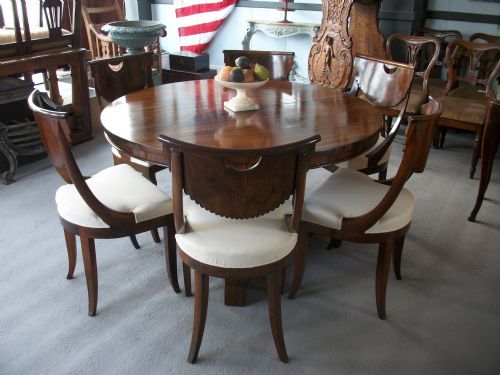 rosewood centrebreakfastdining table - CATEGORY: ANTIQUE TABLES - DATED REGENCY