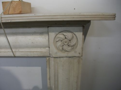 A GEORGIAN MARBLE FIREPLACE - ADDITIONAL PHOTO 3