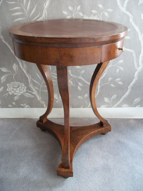 ITALIAN EARLY 19TH CENTURY OCCASIONAL ROUND TABLE - ADDITIONAL PHOTO 2
