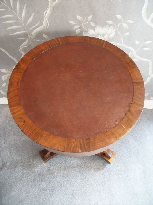 ITALIAN EARLY 19TH CENTURY OCCASIONAL ROUND TABLE - ADDITIONAL PHOTO 4