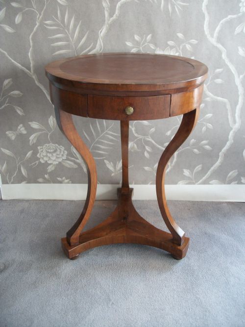 ITALIAN EARLY 19TH CENTURY OCCASIONAL ROUND TABLE - ADDITIONAL PHOTO 6
