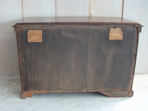19TH CENTURY TABLE TOP CABINET OR CHEST - ADDITIONAL PHOTO 3