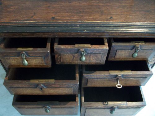 19TH CENTURY TABLE TOP CABINET OR CHEST - ADDITIONAL PHOTO 1