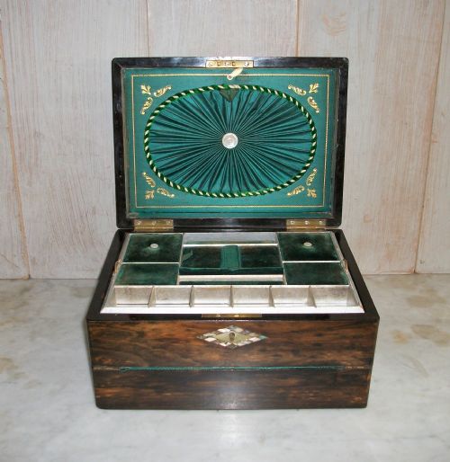 coromandel travelling writing slope box - CATEGORY: ANTIQUE BOXES - DATED 19TH CENTURY