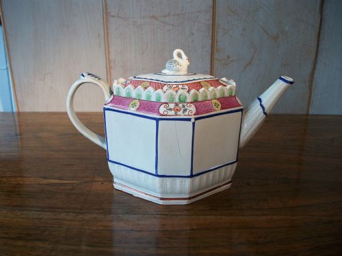 RARE OCTAGONAL PEARLWARE TEAPOT - ADDITIONAL PHOTO 3
