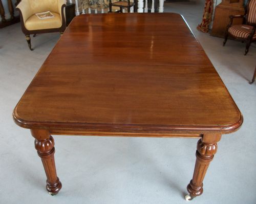 19TH CENTURY EXTENDING MAHOGANY DINING TABLE - ADDITIONAL PHOTO 10