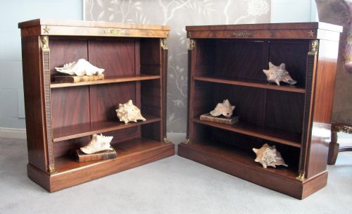 PAIR OF REGENCY MAHOGANY DWARF OPEN BOOKCASES - ADDITIONAL PHOTO 10